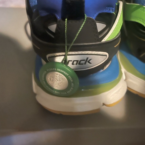 Balenciaga tracks main image 11
